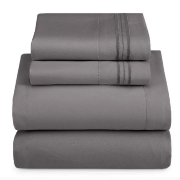 The Home Closet⚜️Buy Now⚜️Bundle For Discount⚜️Make An Offer⚜️ - Picture 6 of 10